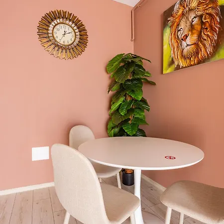 Unique Glamoure 36 Apartment